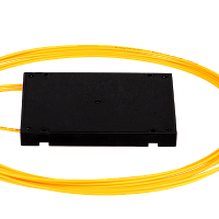 Сплиттер планарный NIKOMAX 1x2, одномодовый 9/125мкм, стандарта G657.A1, SC/APC, стандартный корпус, с равным коэффициентом деления, 2 мм