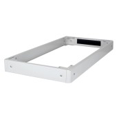 Цоколь для напольных шкафов 600х1200 с щеточным вводом, сер.